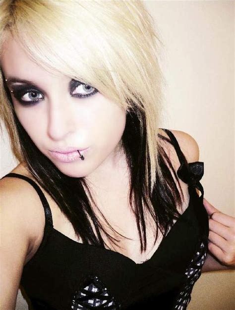 sexy emo chicks|Emo .